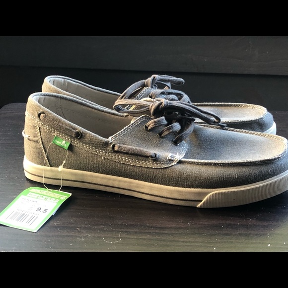sanuk mens boat shoes